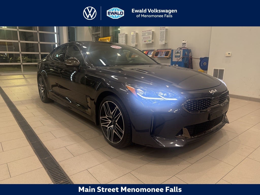 2023 Kia Stinger GT2