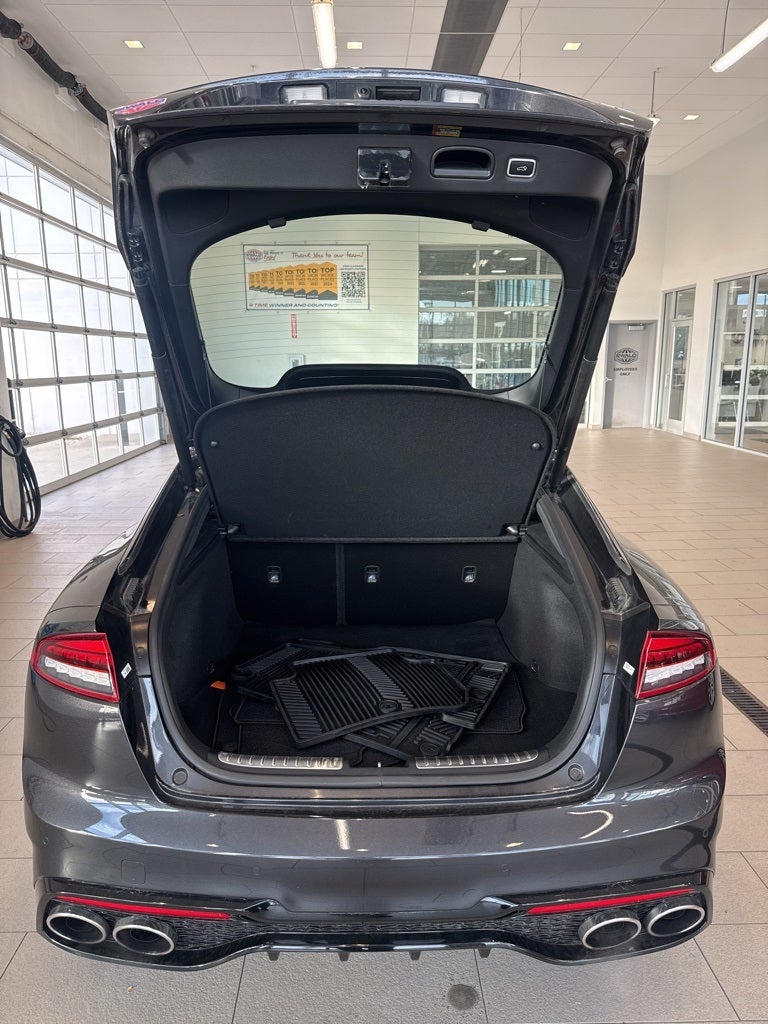 2023 Kia Stinger GT2