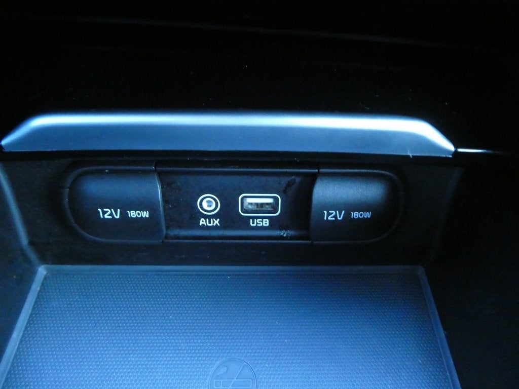 2018 Kia Cadenza Premium