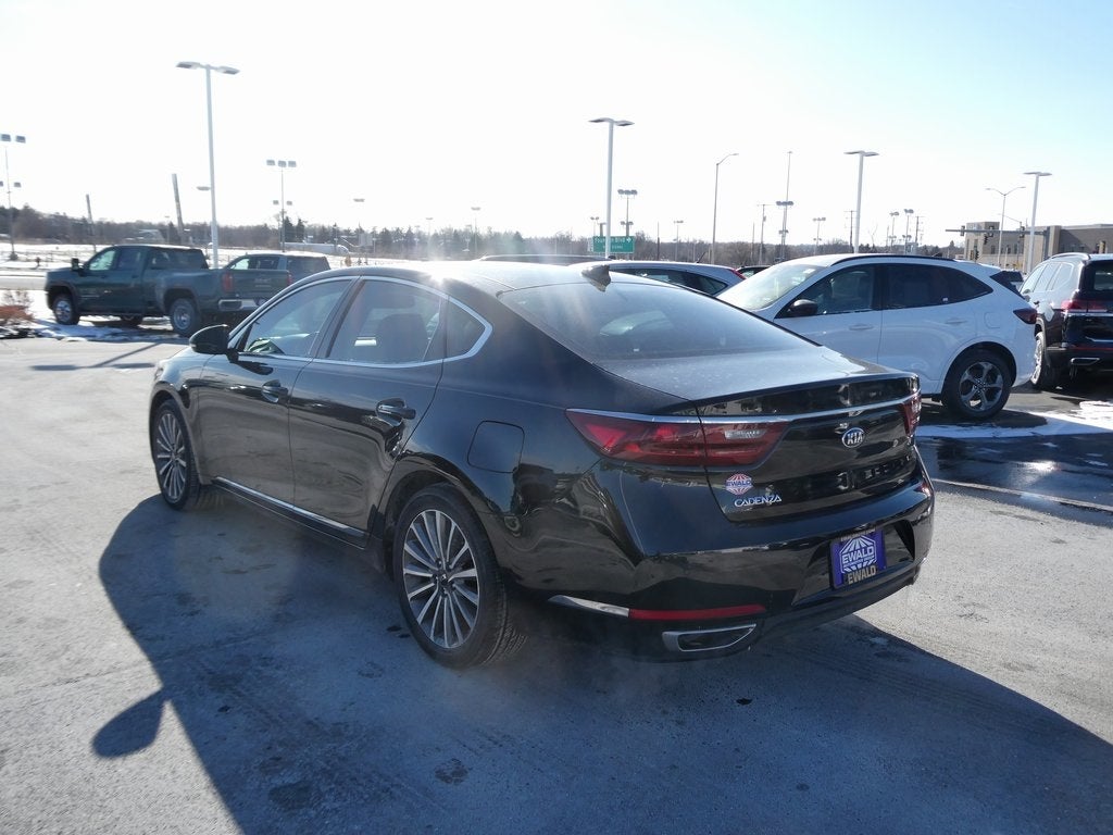 2018 Kia Cadenza Premium
