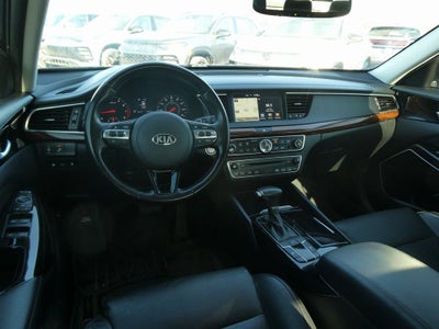 2018 Kia Cadenza Premium