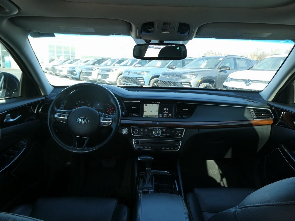 2018 Kia Cadenza Premium