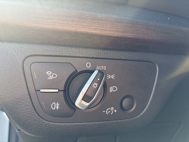 2022 Audi Q5 Sportback 45 S line Premium quattro