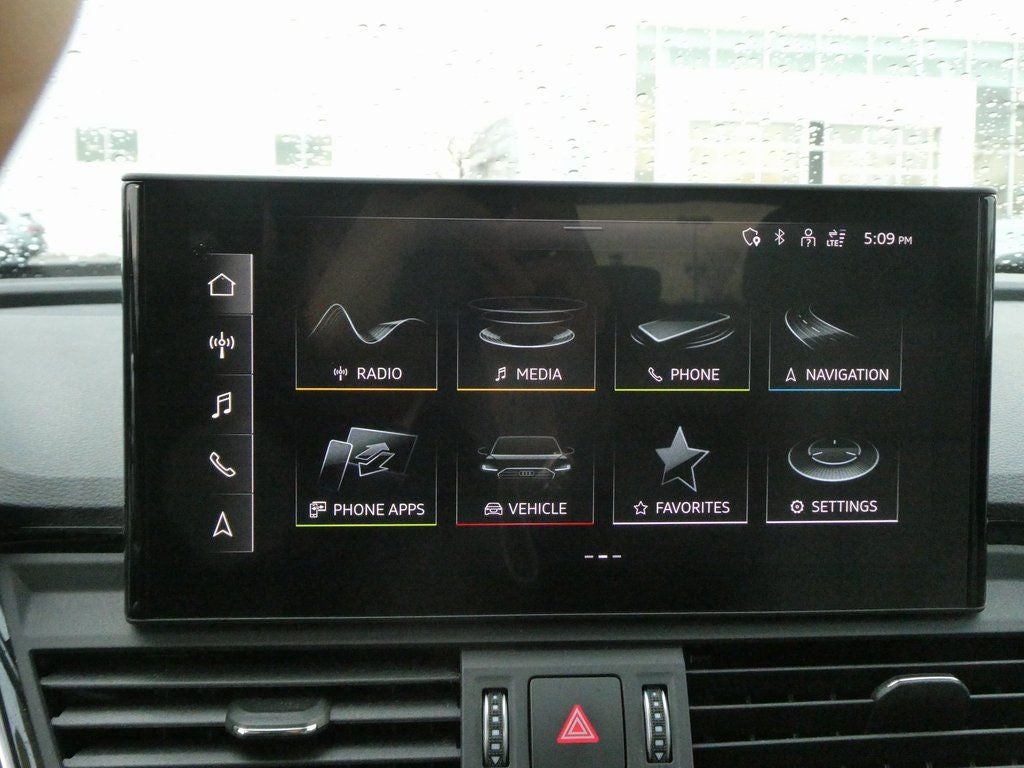 2022 Audi Q5 45 S line Premium Plus quattro