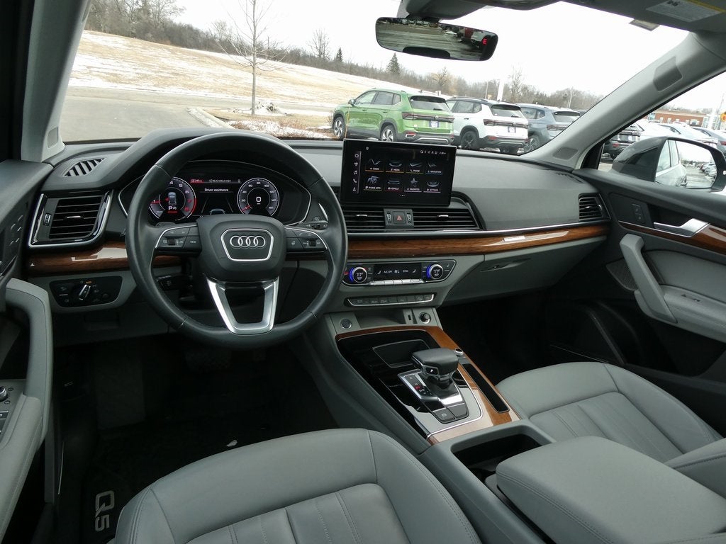 2022 Audi Q5 45 S line Premium quattro