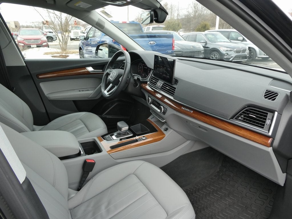 2022 Audi Q5 45 S line Premium quattro