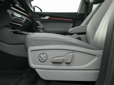 2022 Audi Q5 45 S line Premium quattro
