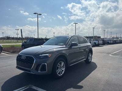 2023 Audi Q5 45 S line Premium quattro