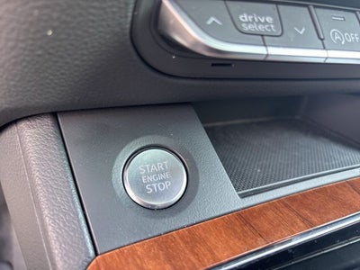 2023 Audi Q5 45 S line Premium quattro