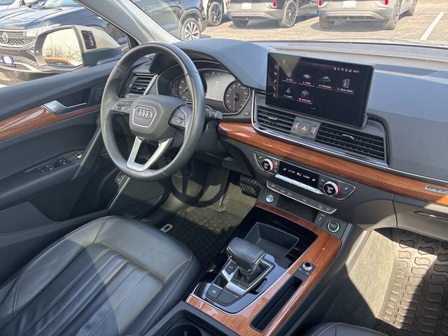 2023 Audi Q5 45 S line Premium quattro