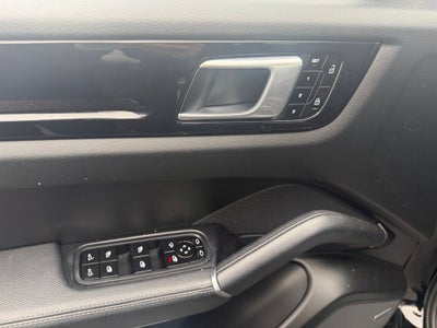 2021 Porsche Cayenne Base