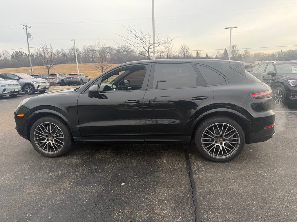 2021 Porsche Cayenne Base