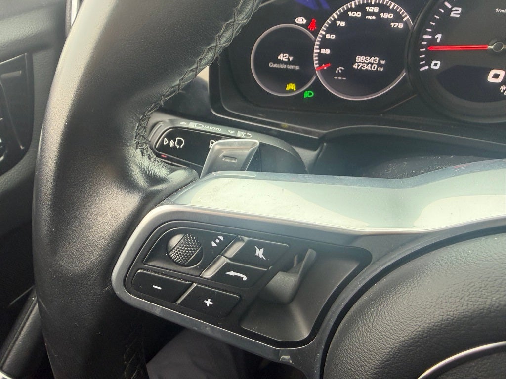 2021 Porsche Cayenne Base