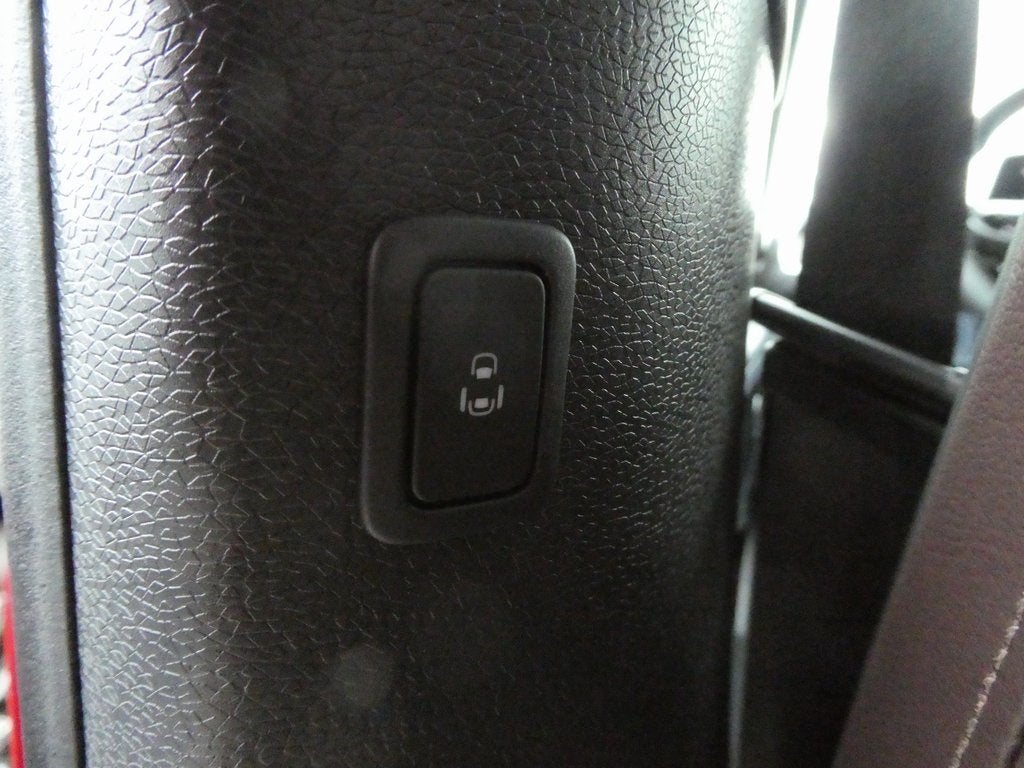 2025 Volkswagen ID. Buzz Pro S Plus