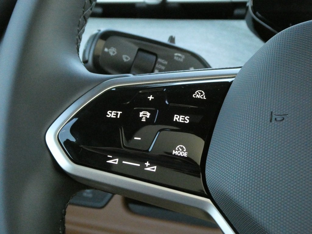 2025 Volkswagen ID. Buzz Pro S Plus