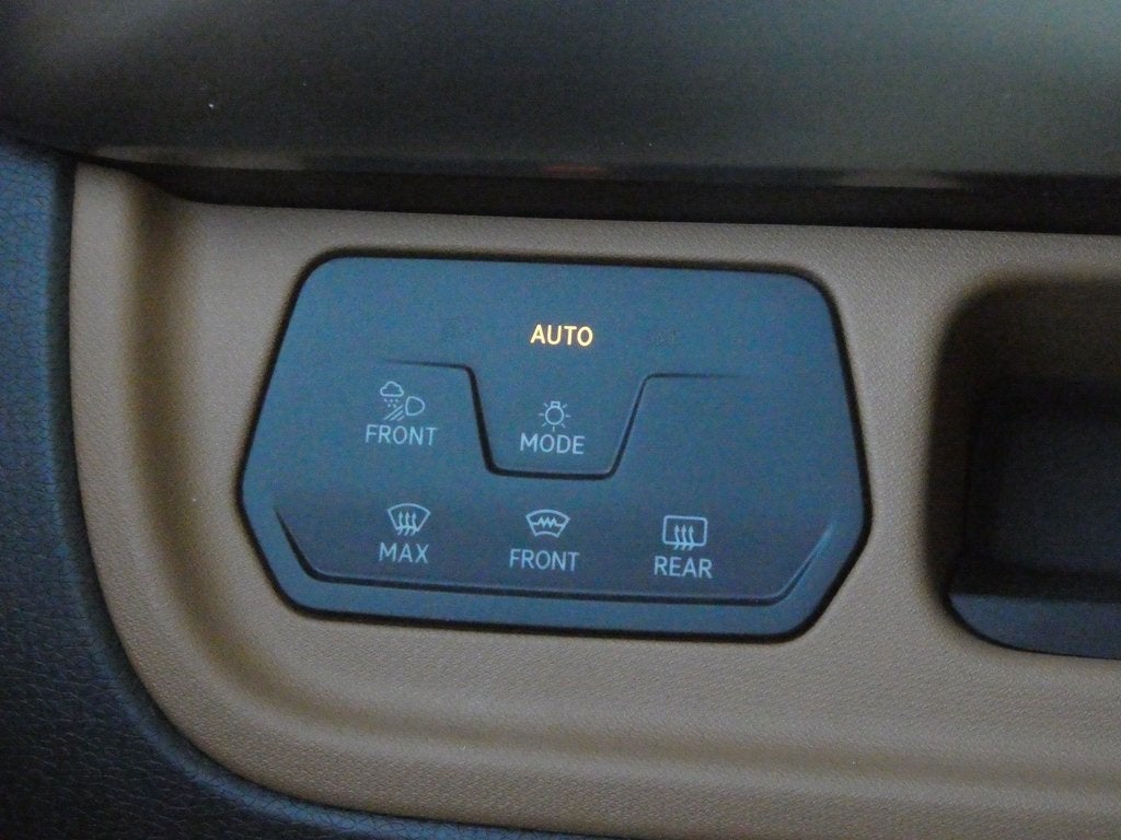 2025 Volkswagen ID. Buzz Pro S Plus