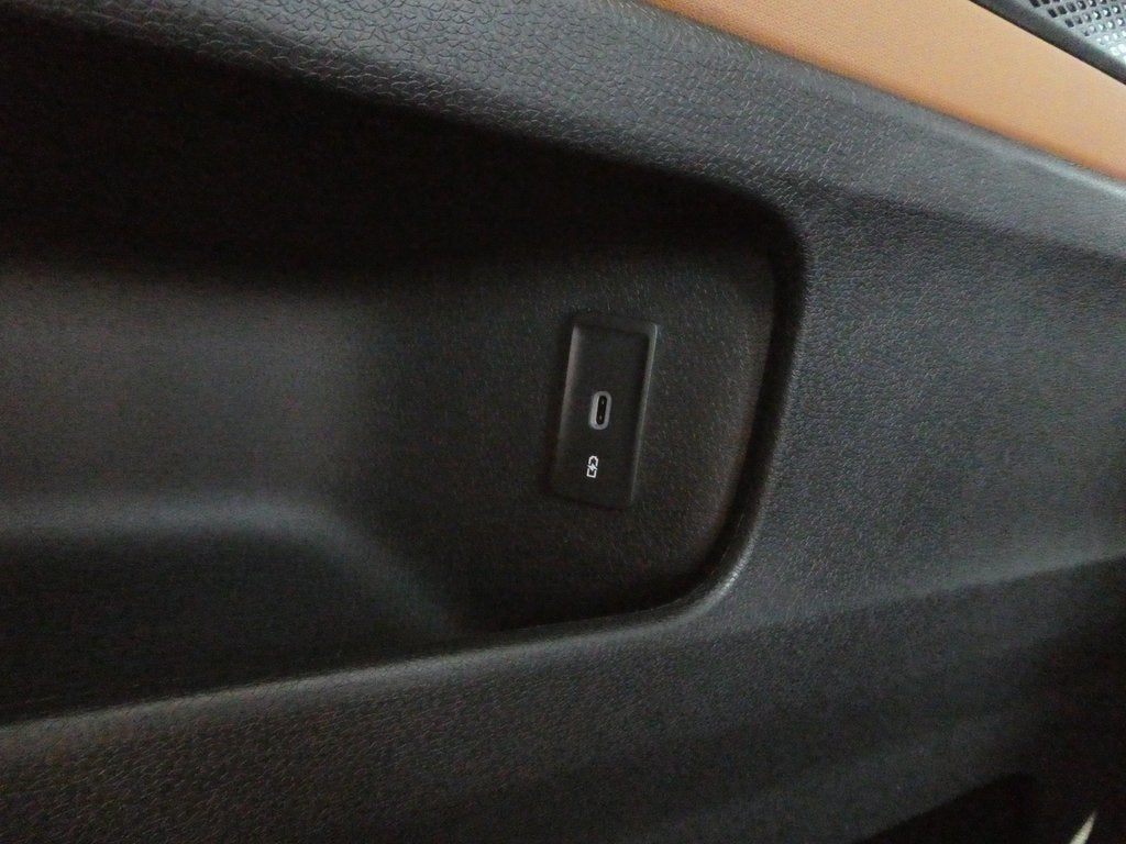 2025 Volkswagen ID. Buzz Pro S Plus