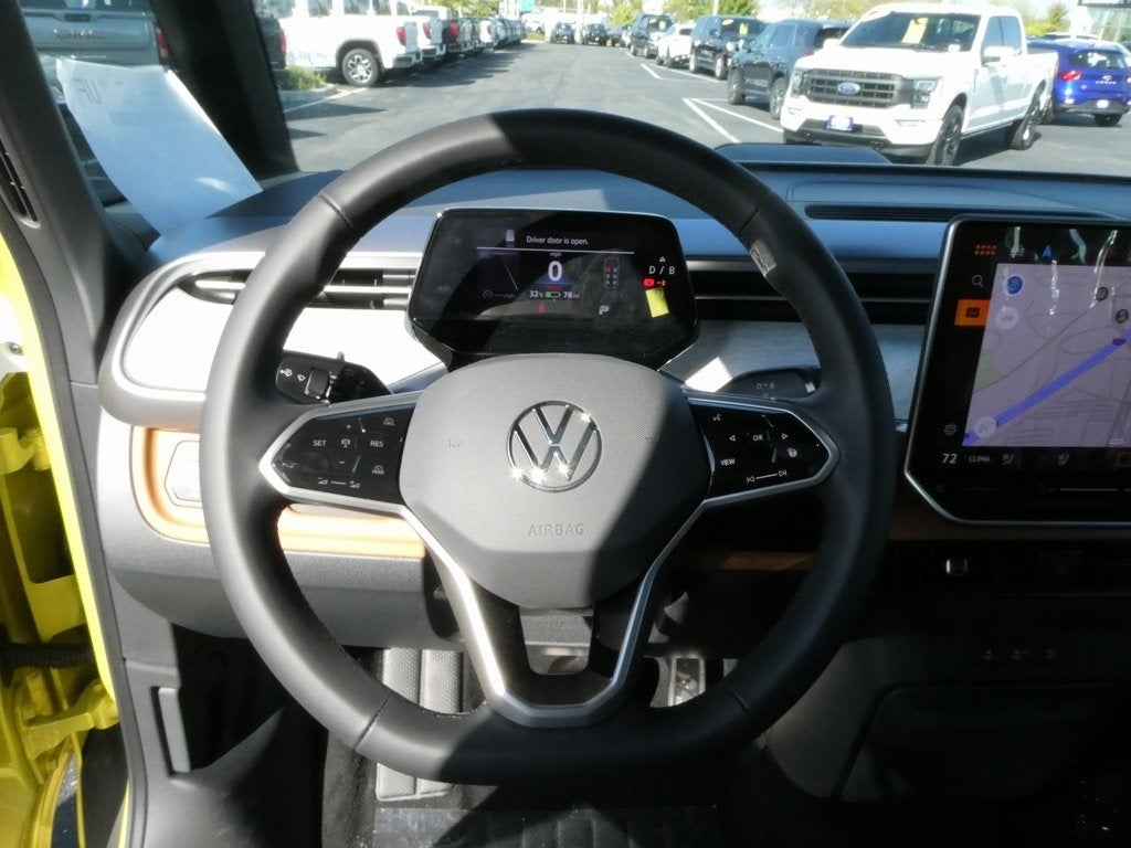 2025 Volkswagen ID. Buzz Pro S Plus