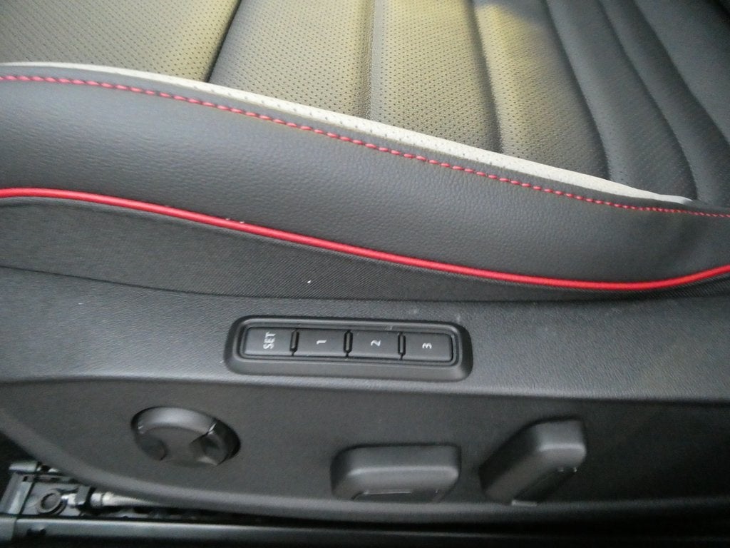 2026 Volkswagen Golf GTI 2.0T SE