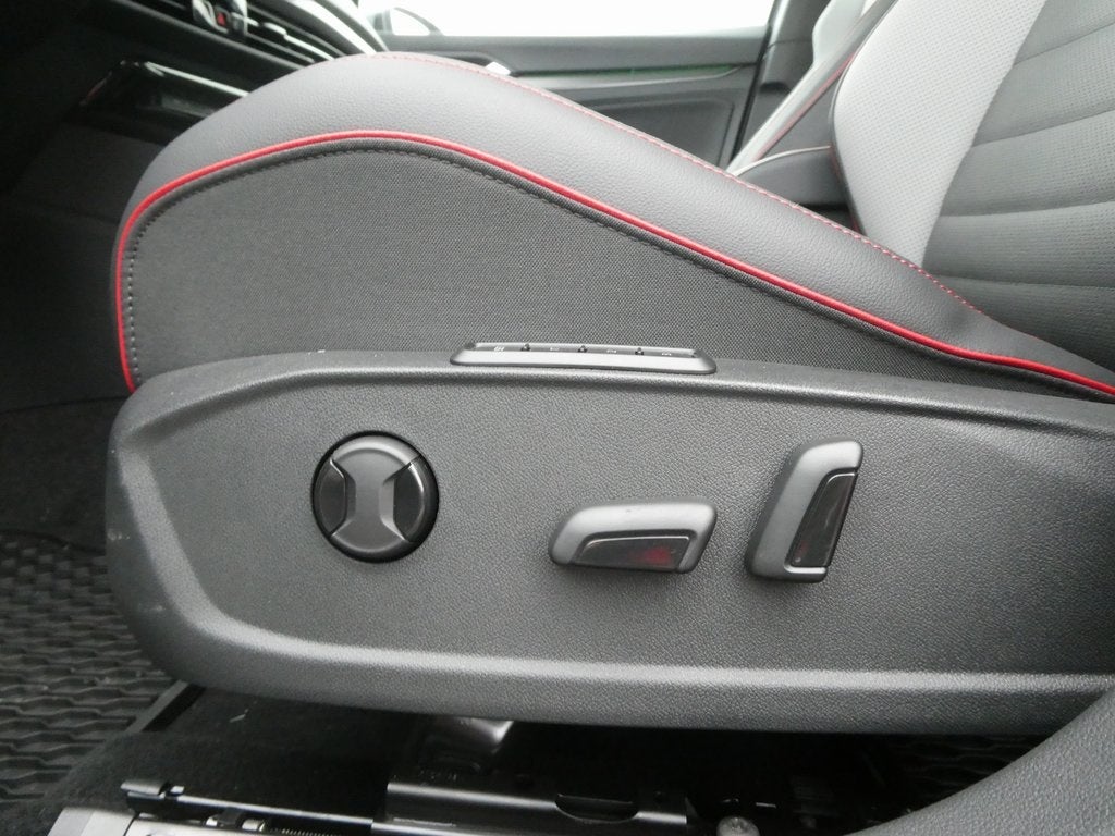 2026 Volkswagen Golf GTI 2.0T SE