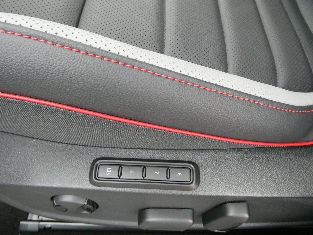 2026 Volkswagen Golf GTI 2.0T SE