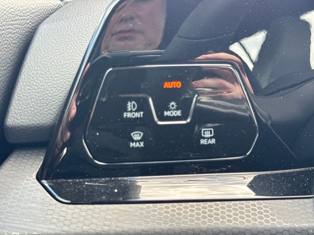 2022 Volkswagen Golf GTI Autobahn