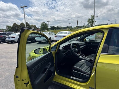 2022 Volkswagen Golf GTI Autobahn