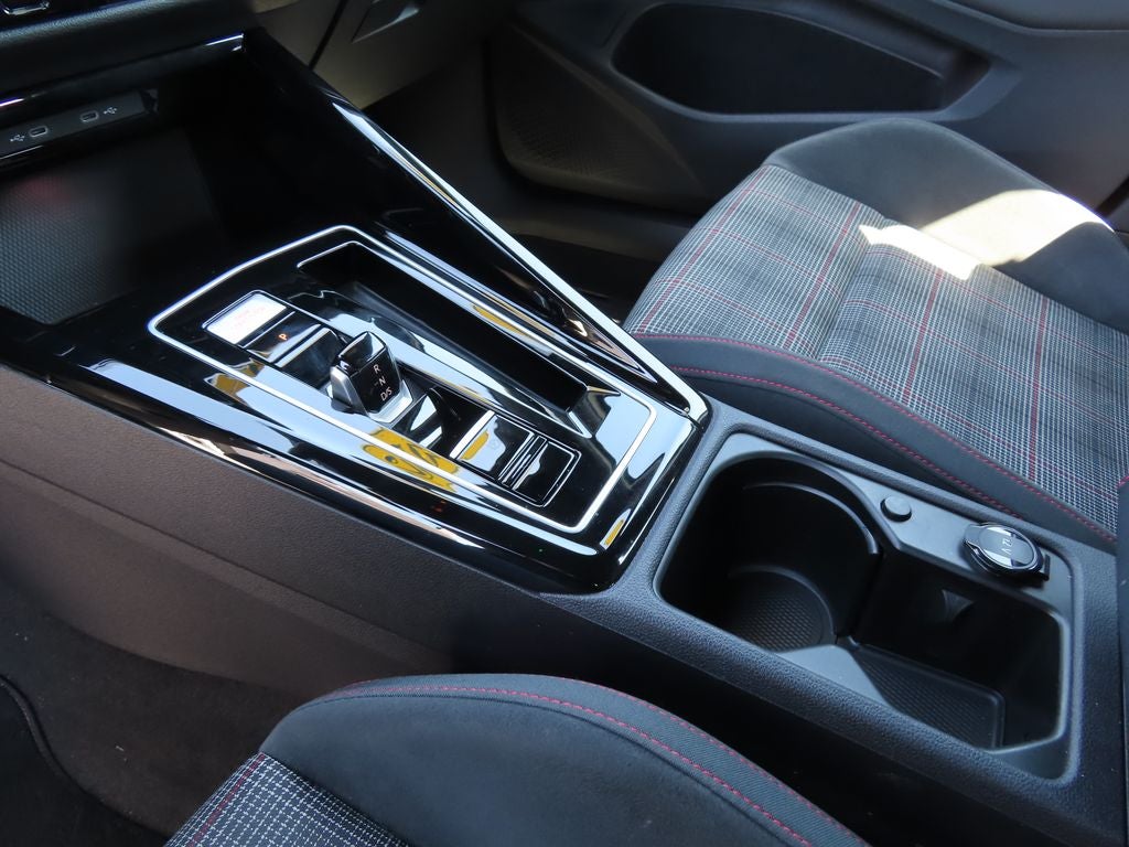 2023 Volkswagen Golf GTI 2.0T 40th Anniversary Edition