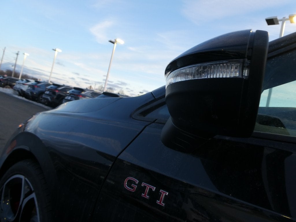 2026 Volkswagen Golf GTI Autobahn