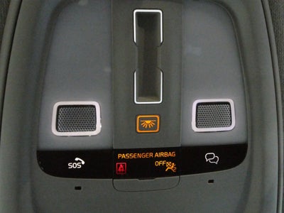 2024 Volvo XC40 B5 Plus Dark Theme