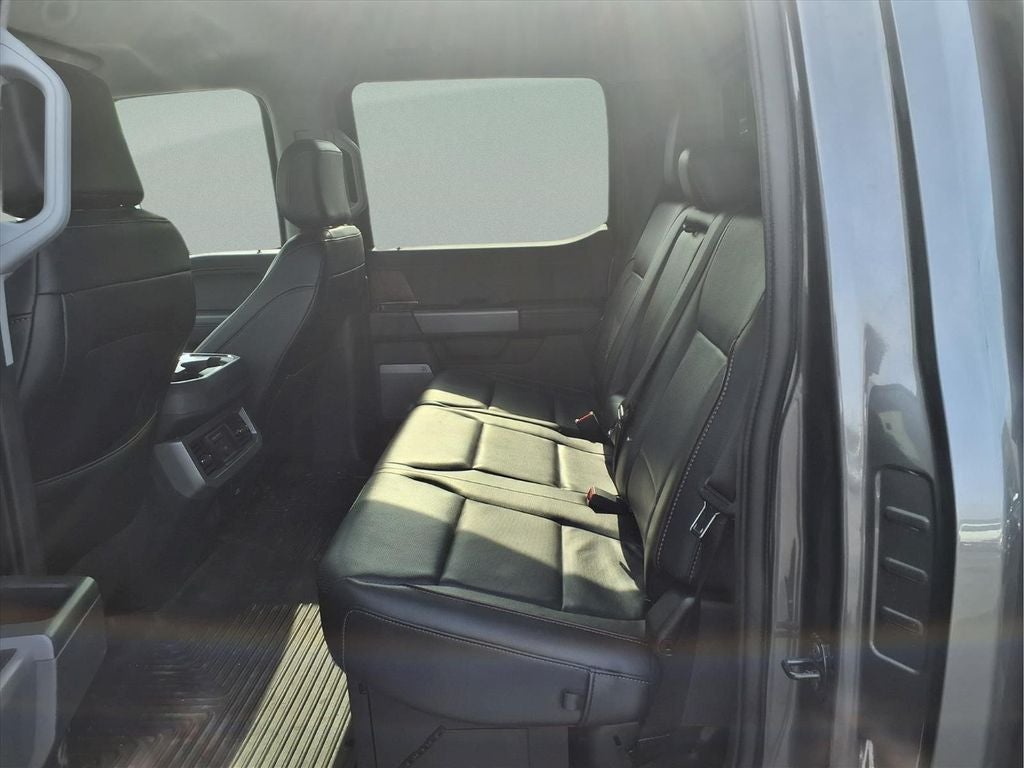 2023 Ford F-450SD Lariat DRW