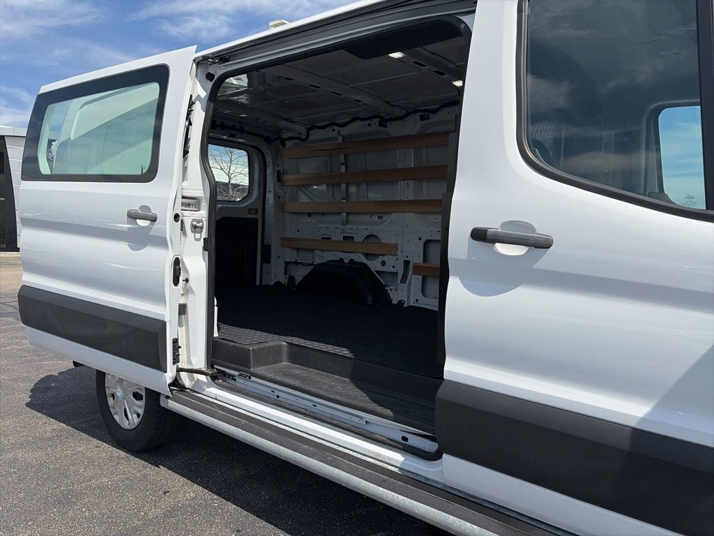 2024 Ford Transit-250 Base