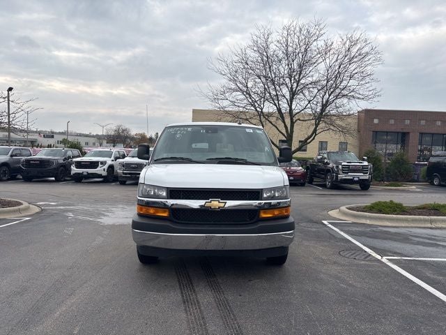 2024 Chevrolet Express 3500 LT Passenger
