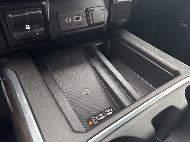 2022 Chevrolet Silverado 3500HD LTZ