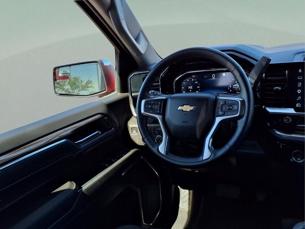 2024 Chevrolet Silverado 1500 LT LT1