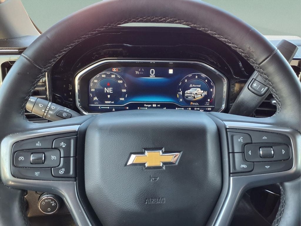 2024 Chevrolet Silverado 1500 LT LT1