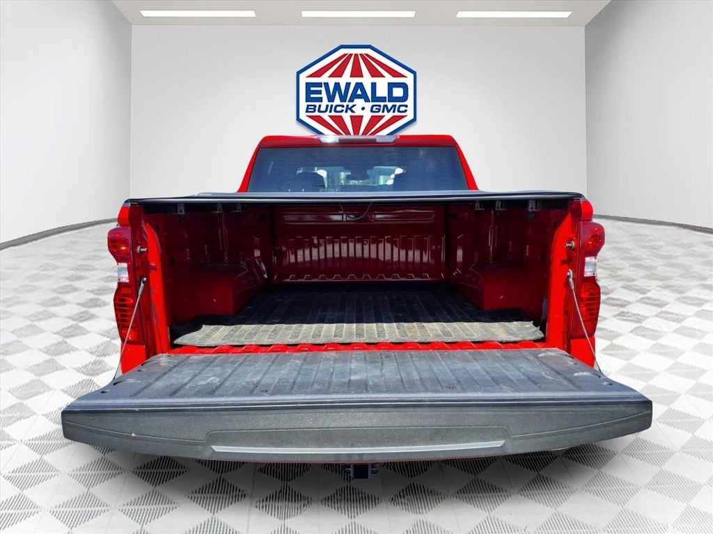 2024 Chevrolet Silverado 1500 LT LT1