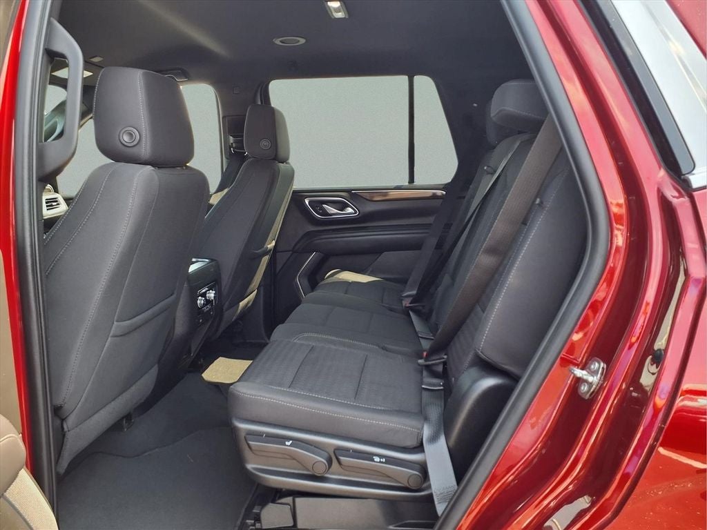 2023 GMC Yukon SLE