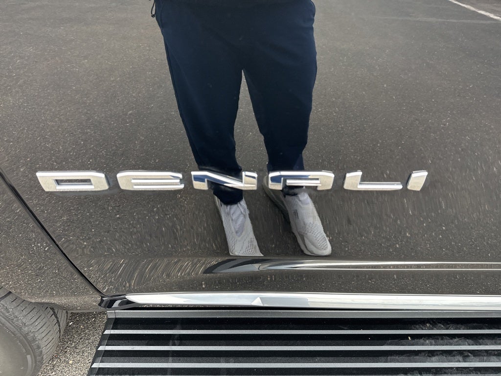 2022 GMC Yukon Denali