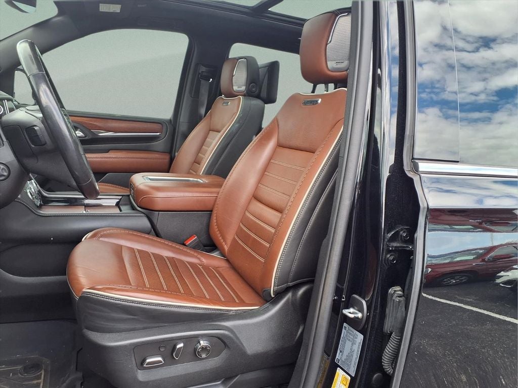 2023 GMC Yukon Denali Ultimate