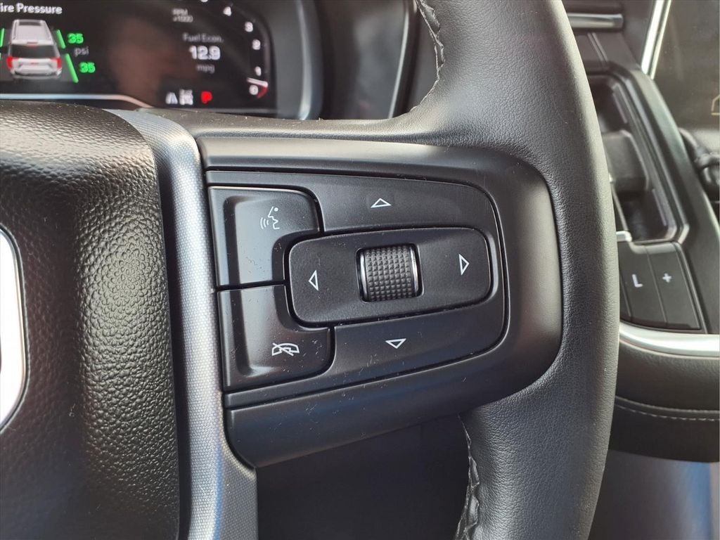 2024 GMC Yukon XL SLE