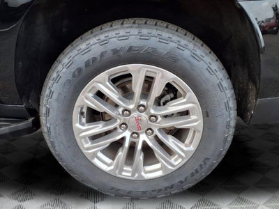 2024 GMC Yukon XL SLE