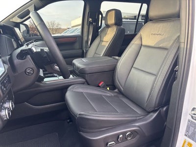 2025 GMC Yukon XL Denali