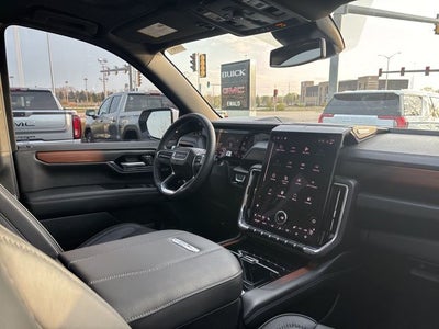 2025 GMC Yukon XL Denali