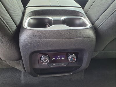 2025 Chevrolet Traverse LT 2LT