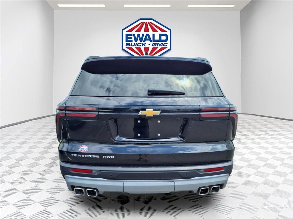 2025 Chevrolet Traverse LT 2LT