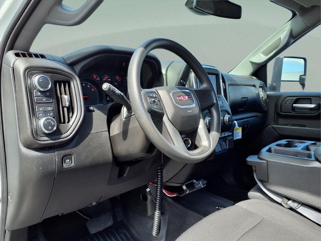 2025 GMC Sierra 3500HD Pro
