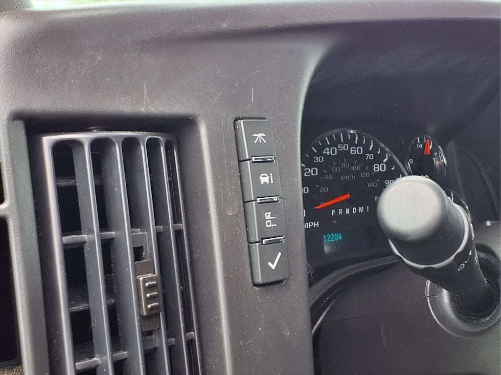 2025 GMC Savana 2500 Work Van