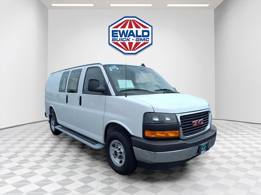 2025 GMC Savana 2500 Work Van