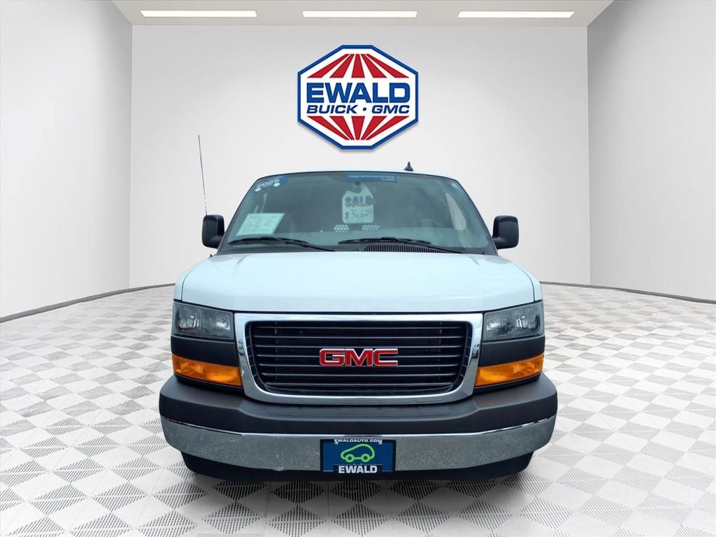 2025 GMC Savana 2500 Work Van